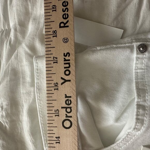 Gloria Vanderbilt Womens Amanda Capri Pants White Size 14 NWT Beachy Summer - Picture 9 of 12